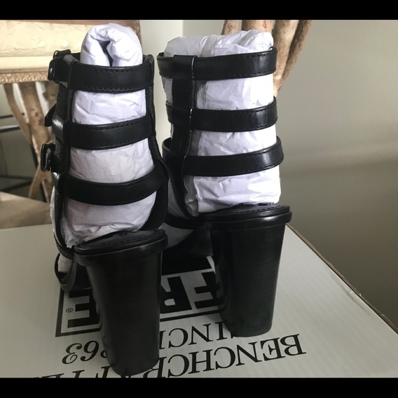 Frye Gladiator Sandal - Picture 5 of 7